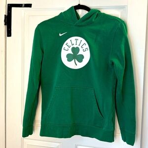 Nike NBA Celtics Basketball Hoodie Green Sweatshirt Boys Large 14/16